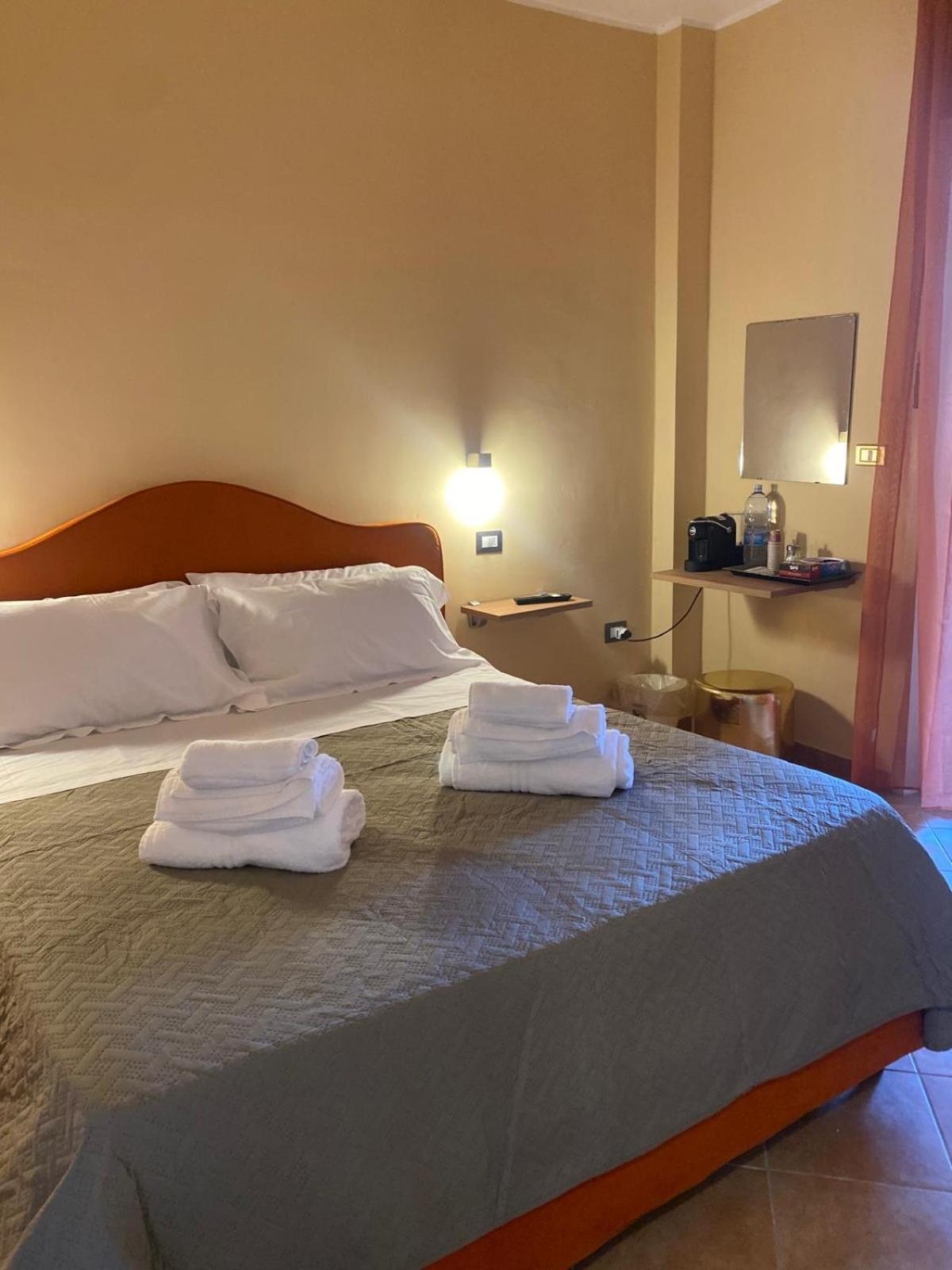 Musetta Sicilian Hospitality Hotel Милацо Екстериор снимка